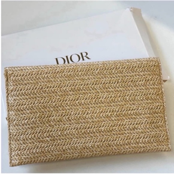 Dior Beaty gift Beige Clutch - Picture 7 of 8
